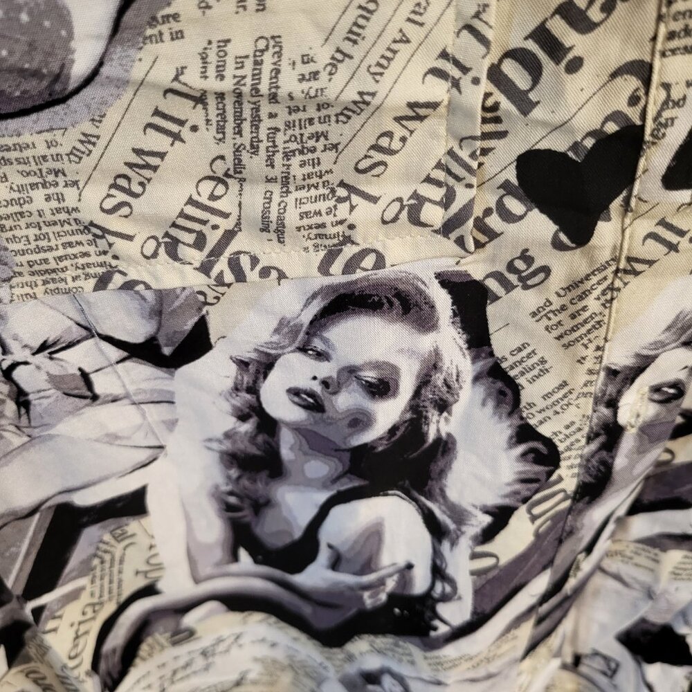 NWT Y2K NEWSPAPER PRINT  MILK & HONEY BLOUSE SZ S - Picture 2 of 5
